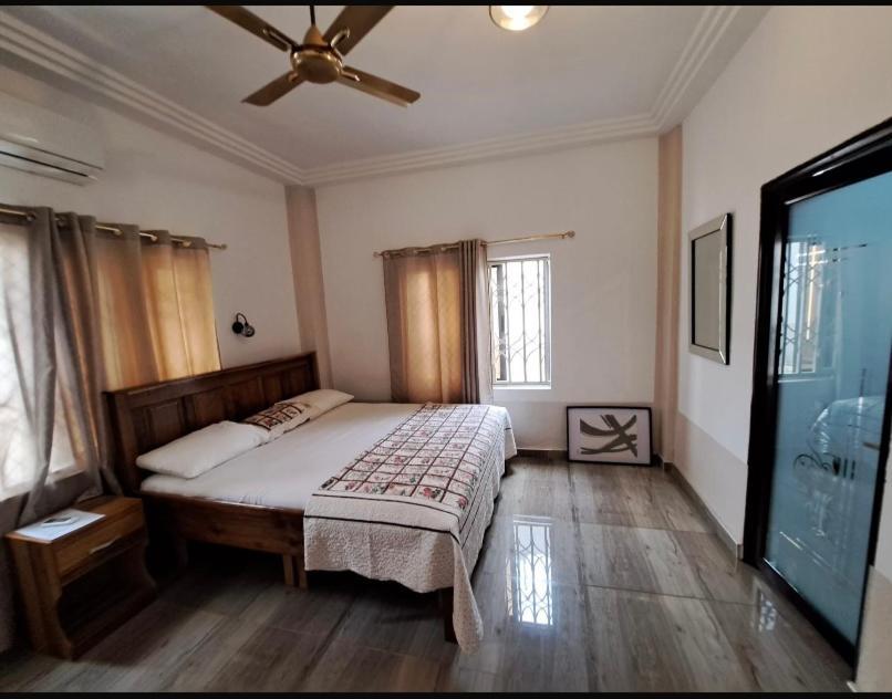 Baffour Apartments Adiebaba ภายนอก รูปภาพ