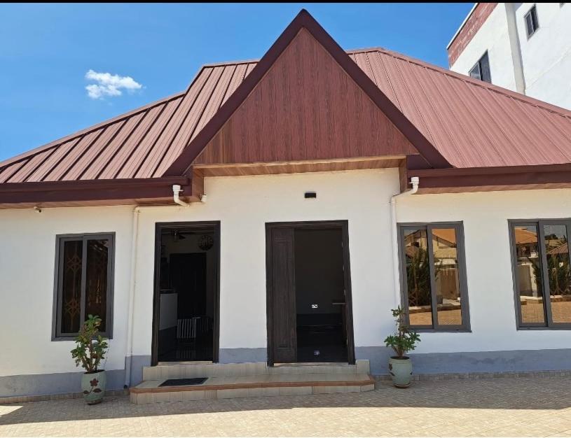 Baffour Apartments Adiebaba ภายนอก รูปภาพ