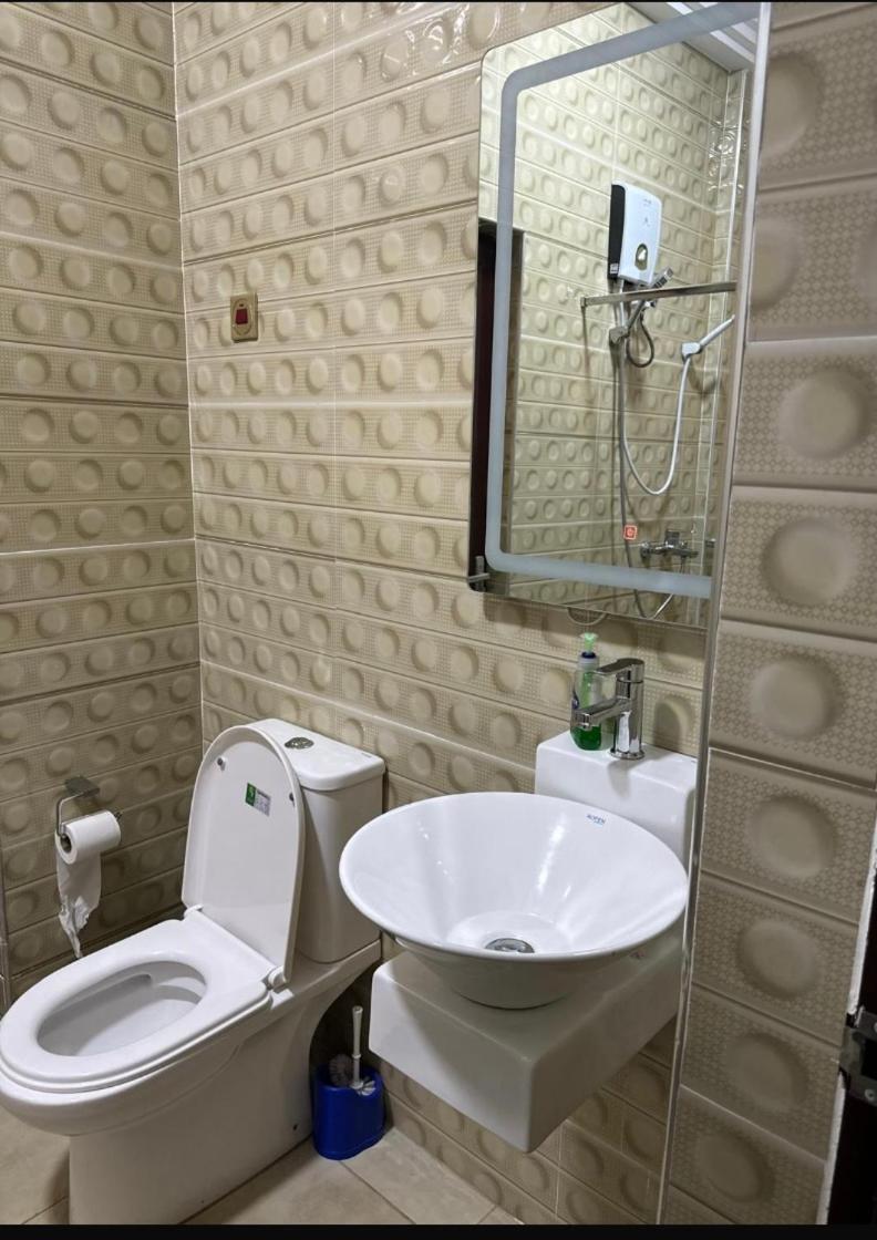 Baffour Apartments Adiebaba ภายนอก รูปภาพ