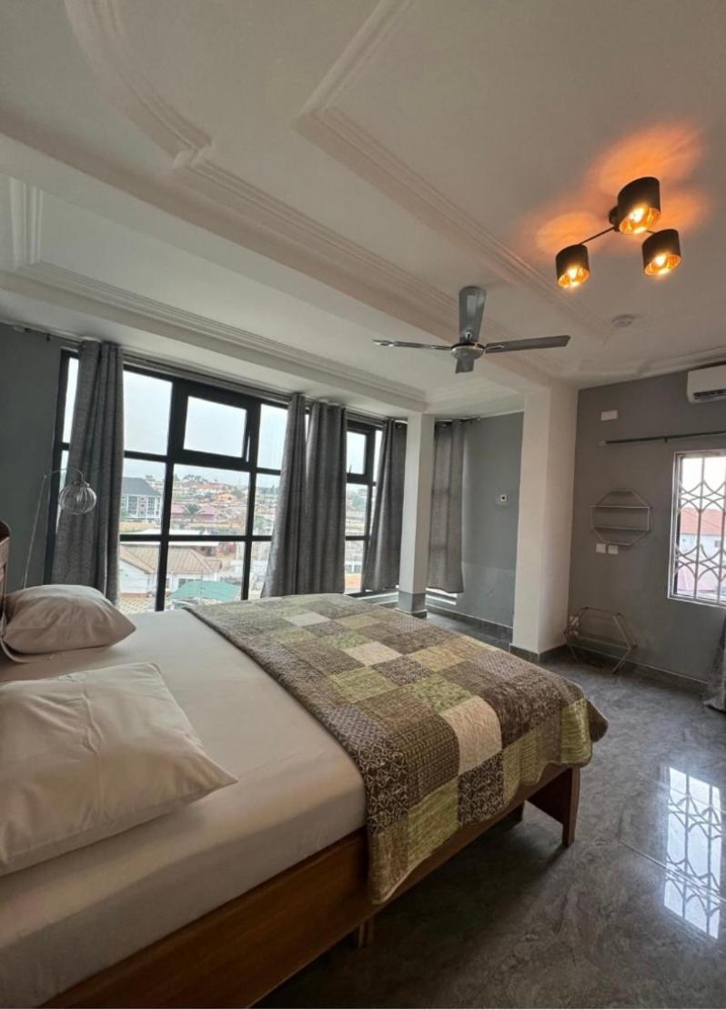 Baffour Apartments Adiebaba ภายนอก รูปภาพ